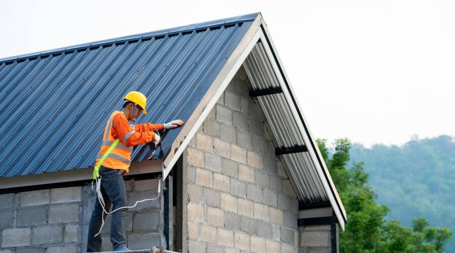 Professional Flat Roofing Installation in Fults, IL